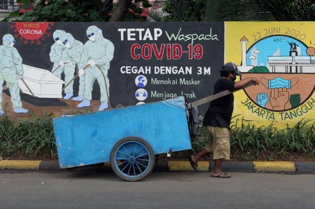 Agar Pandemi Covid-19 di Indonesia Bisa Jadi Endemi Ini saran Dari Epidemiolog