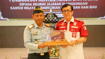 Kunjungan Kerja Menkumham Ke Riau, Yasonna Minta Maksimalkan Pelayanan Hukum Dan Ham