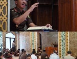 Dr. Supardi Sampaikan Tausiyah Ba’da Dzuhur Ke Pegawai Di Lingkungan Kajati Riau