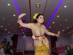 Meriahkan HKGB ke 70, Para Ibu Bhayangkari  Polres Ketapang Ikuti Lomba Pashion Show