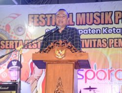 Sekda Alexander Wilyo Membuka Festival Musik Pemuda se-Kabupaten Ketapang dan Festival Kreativitas Pemuda