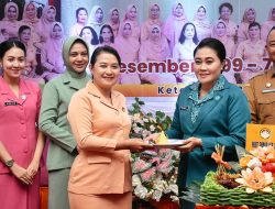 Sekda Alexander Wilyo Beserta Jajaran Hadiri HUT Dharma Wanita Ke-23 di Hotel Borneo Ketapang