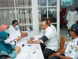 Rayakan HUT ke-66 Pemprov Kalbar, Sekda Ikut Donorkan Darah di Pendopo Bupati Ketapang