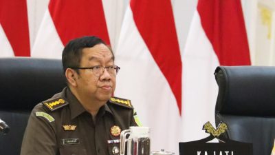 Asisten Intelijen Kejaksaan Tinggi Riau Hadiri Kegiatan Rapat Koordinasi Pengendalian Inflasi Tahun 2023 Dalam Rangka Pembahasan Langkah Konkret Pengendalian Inflasi Di Daerah Secara Virtual