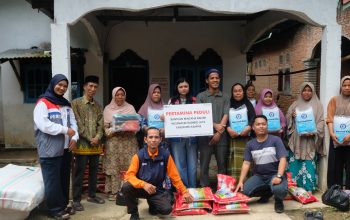 PT KPI RU II Sungai Pakning Salurkan Bantuan untuk Korban Banjir di Kabupaten Kampar